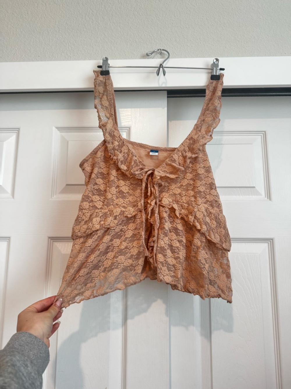 Old Navy Lace Ruffle Tie-Front Tank Top - Blush Pink